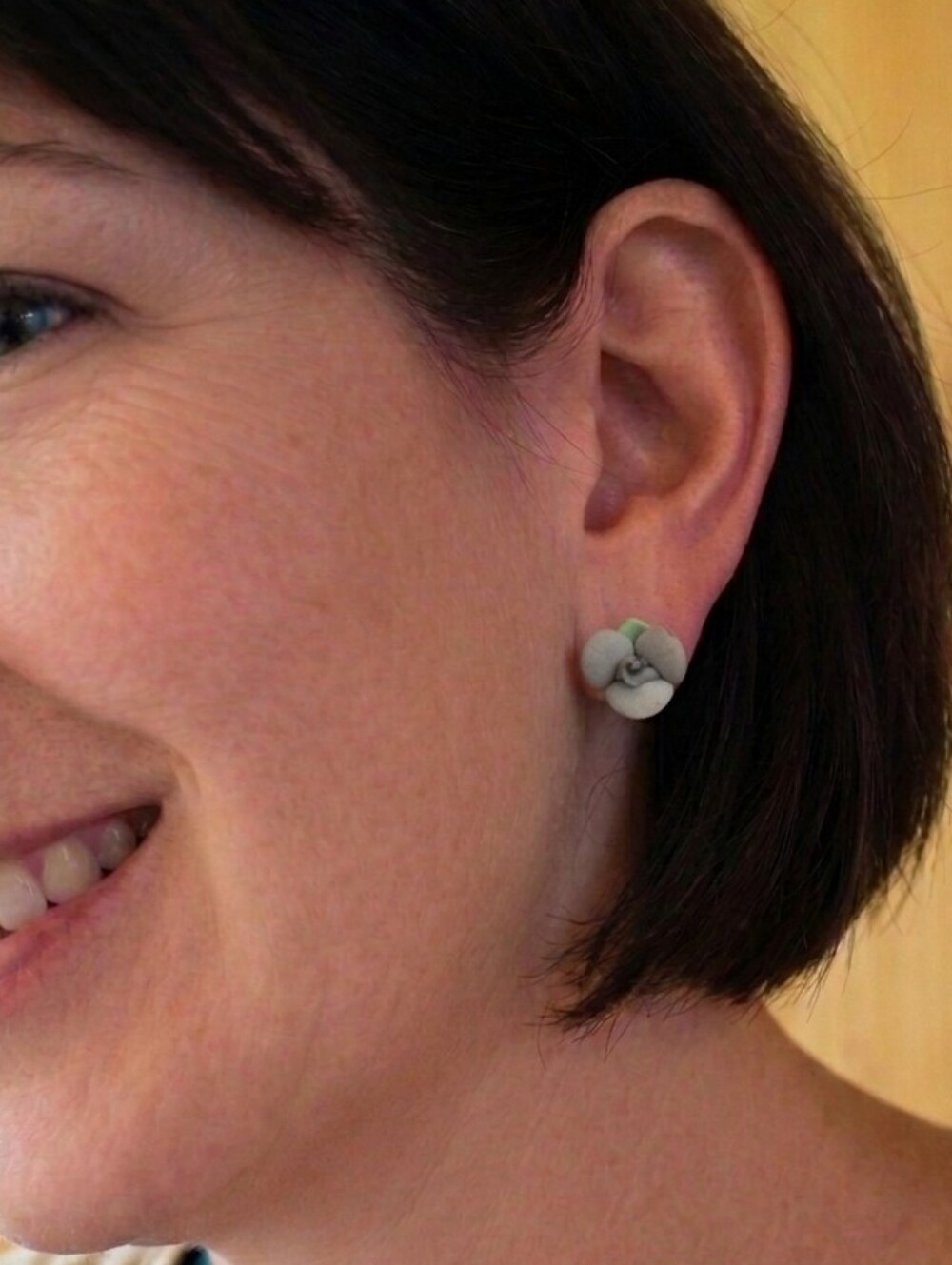 🌙Vintage Porcelain Rosebud Flower Earrings